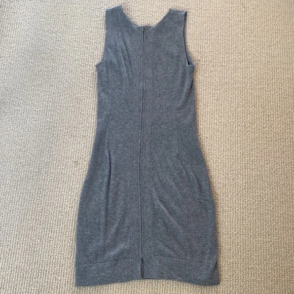 Christopher Fischer Sleveless Cashmere Dress - Picture 11 of 13